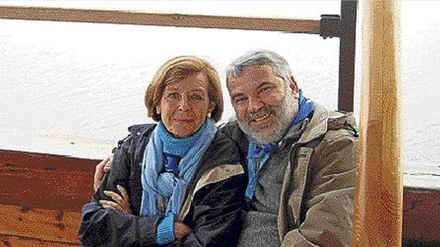 María Nieves León i José Luis Ferrando, travessant en barca el llac Tiberíades, el passat Nadal.