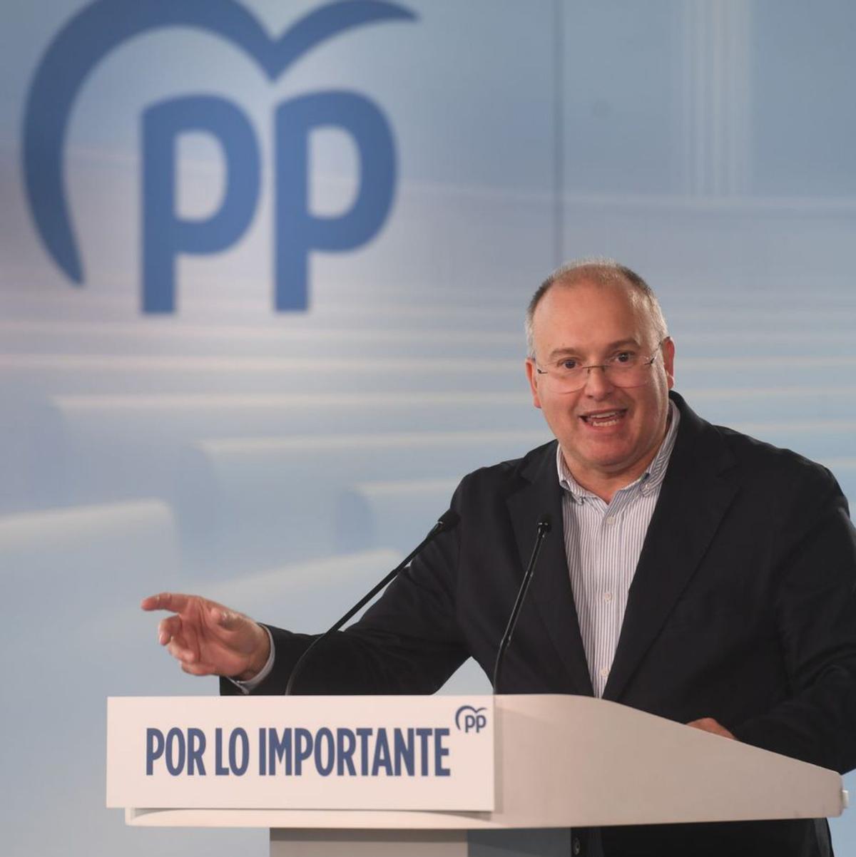 El PP portarà Paco Salazar i Zapatero al Senat