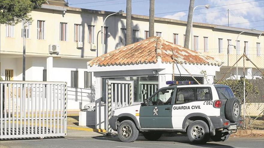 Incendia la casa de su cuñado en Burriana y le asesta 4 puñaladas