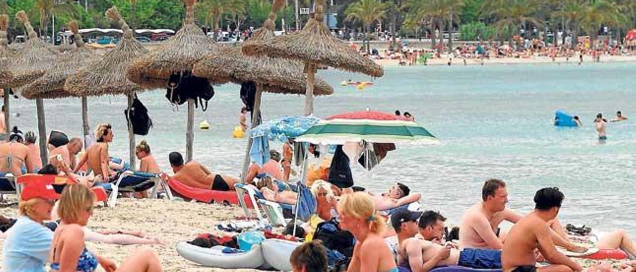 El Goven fijará un límite de plazas turísticas en las islas y para iniciar una actividad será necesario entregar camas obsoletas.