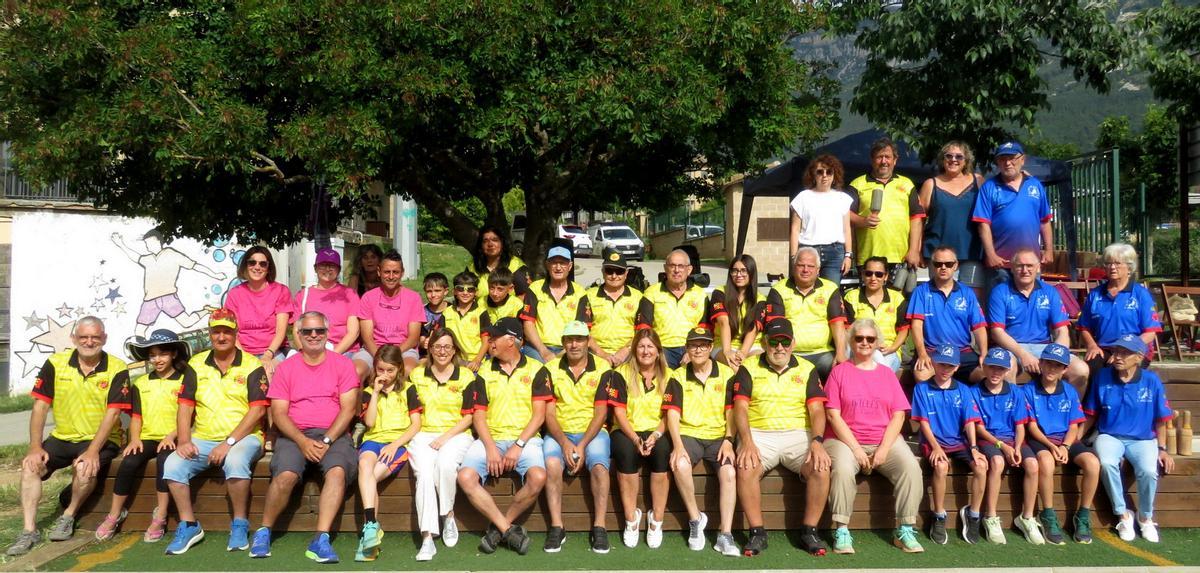 Els participants a la darrera joranda de la Lliga de Bitlles del Solsonès