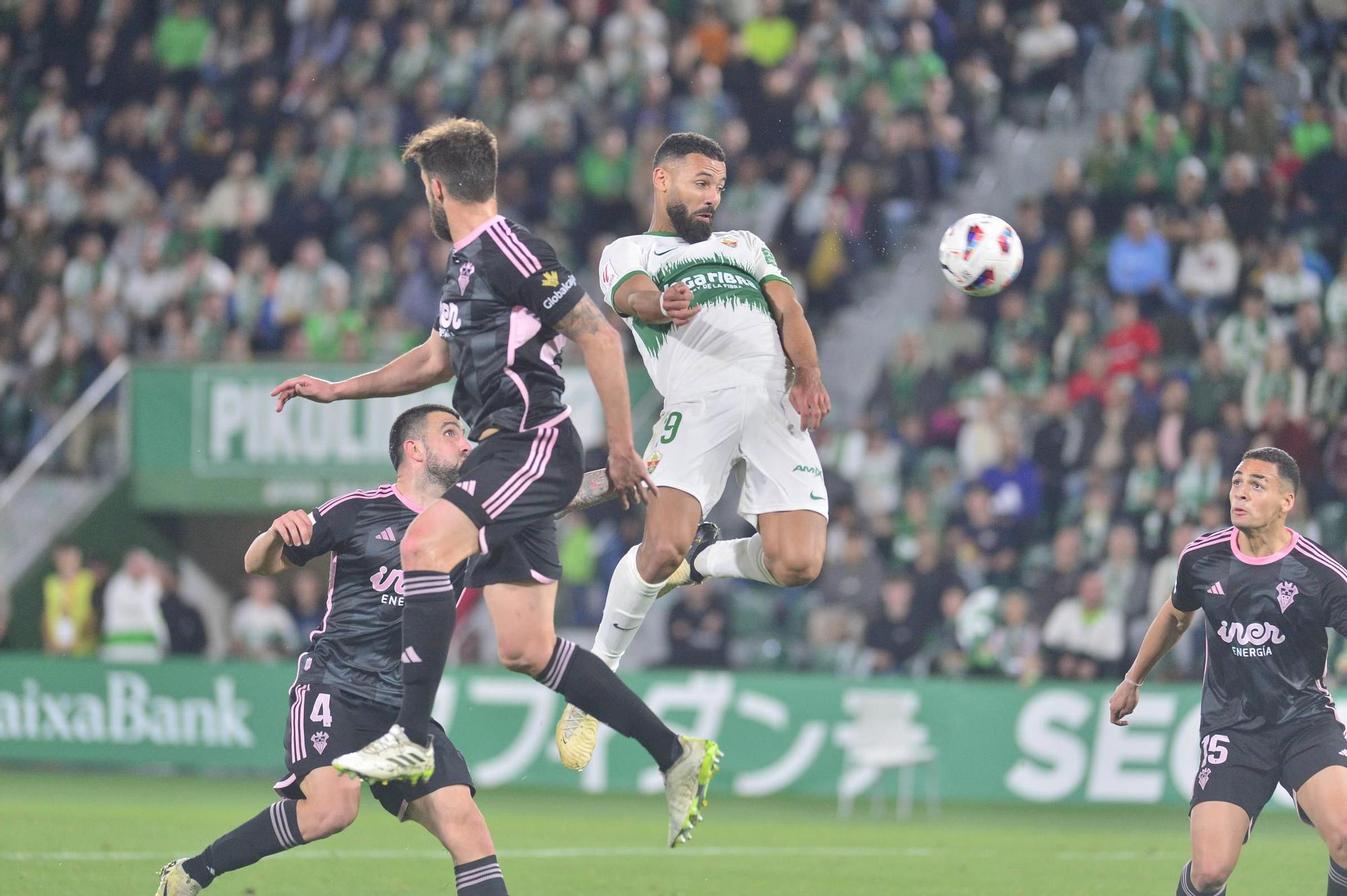 Este Elche puede con todo (3-2)