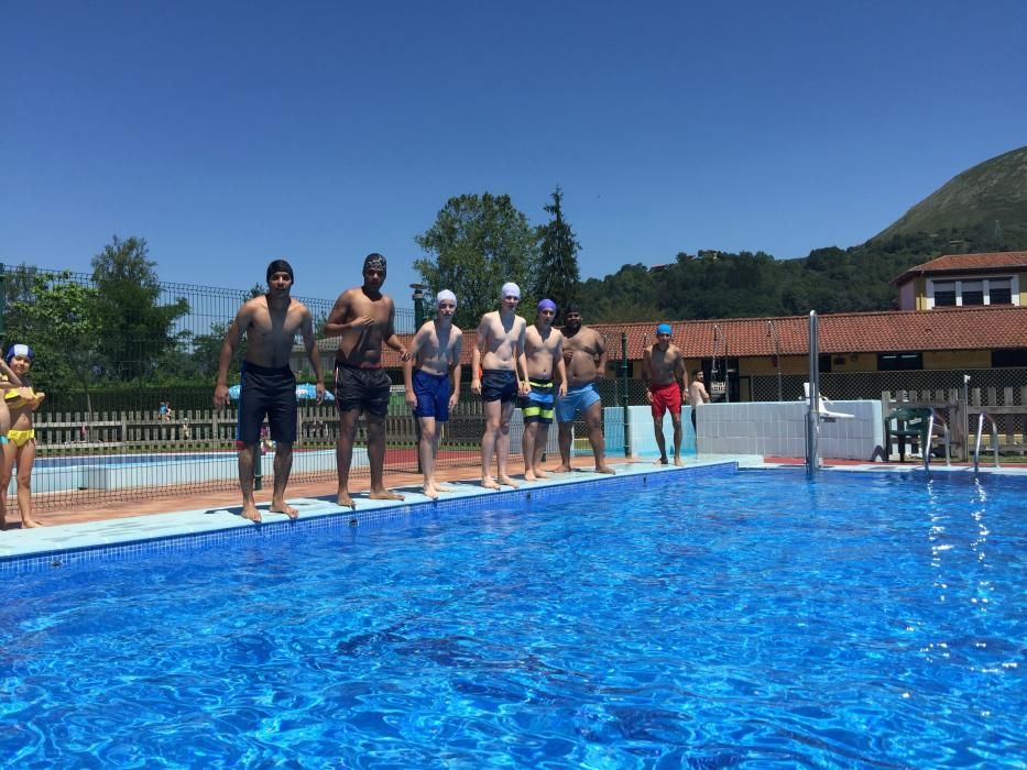 Apertura de las piscinas de Cangas de Onís