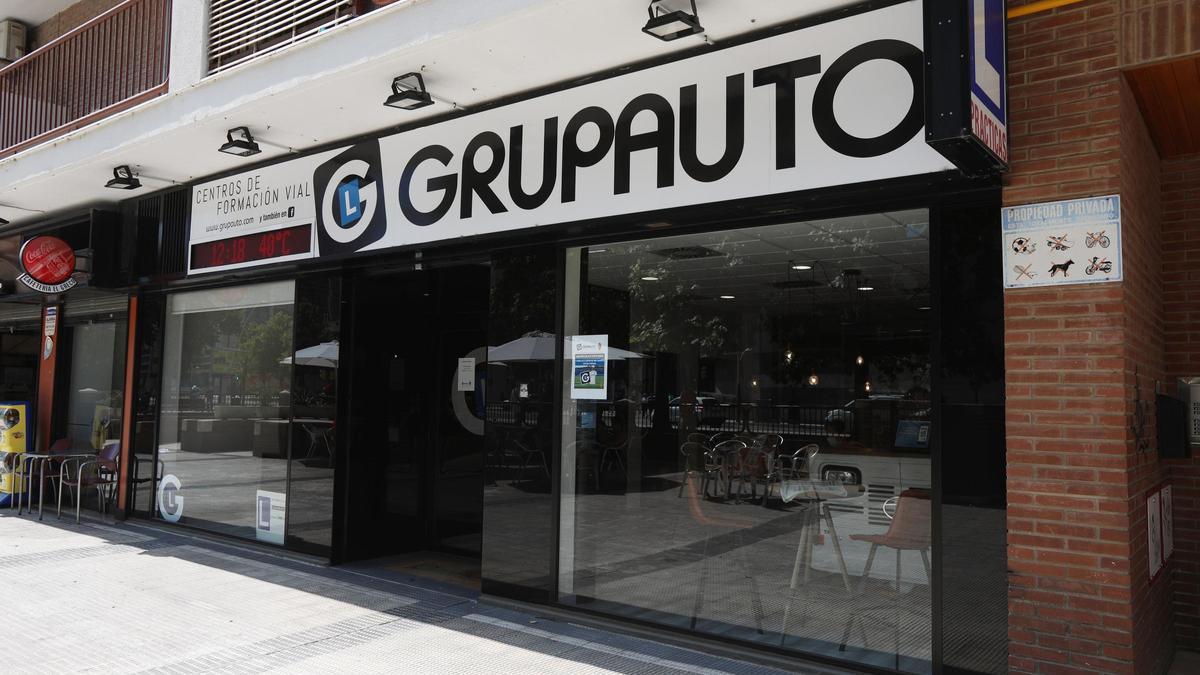 Una autoescuela en Zaragoza, en una imagen de archivo.