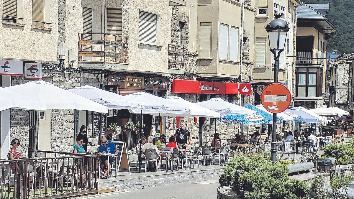 Biescas ha registrado mucho ambiente todo el verano.