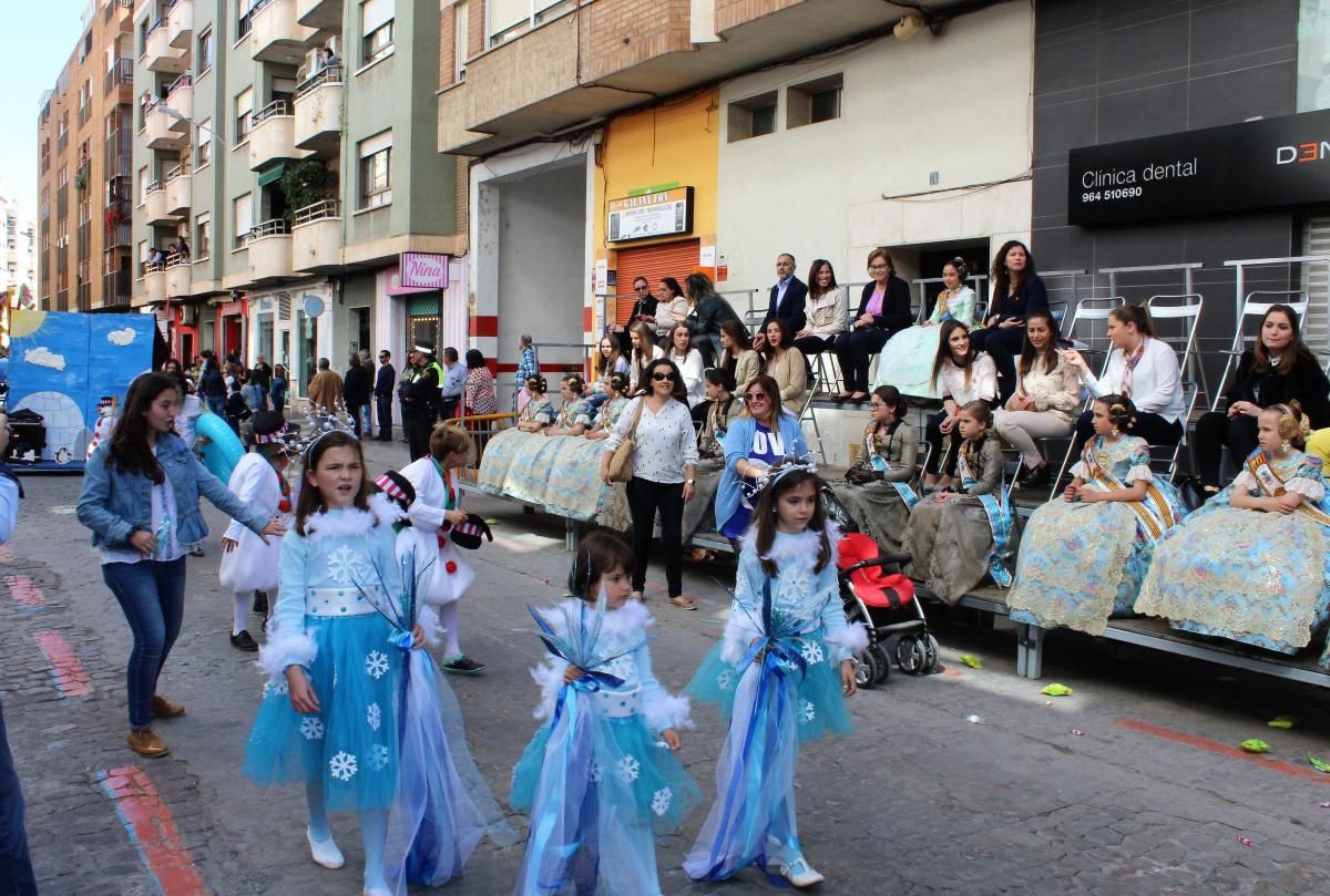 Cabalgata del Ninot Infantil en Burriana