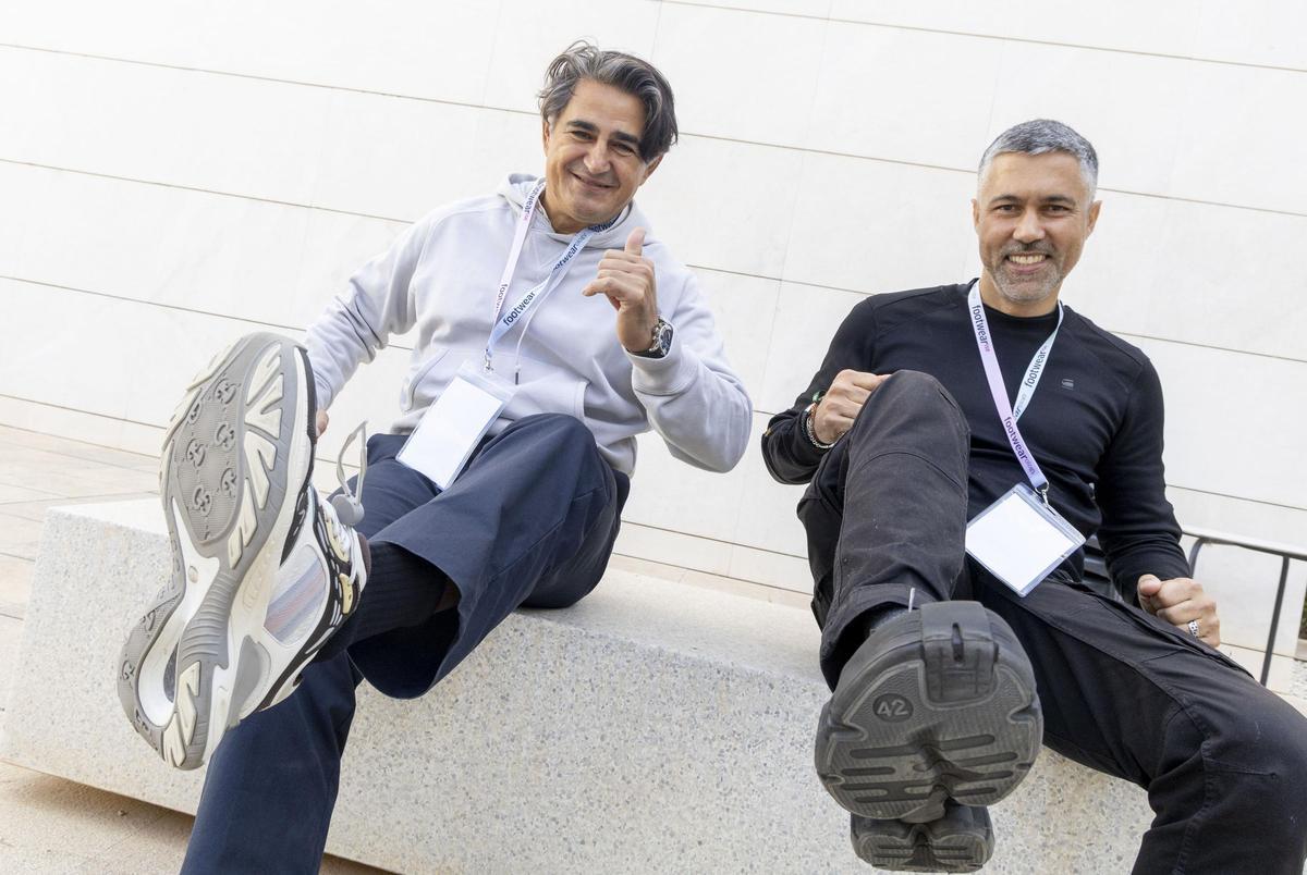 FIdel García y Adrián Hernández, en la Ciudad de la Luz, donde se celebró Footwearise.