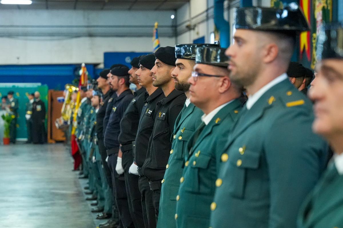 Imágenes de la celebración de la festividad del a Virgen del Pilar. A 12 de octubre de 2024, en Sevilla, Andalucía (España). El delegado del Gobierno en Andalucía, Pedro Fernández, junto con el general de Brigada jefe de la IV Zona de la Guardia Civil, Luis Ortega Carmona, presiden los actos con motivo de la festividad de la Virgen del Pilar, patrona de la Guardia Civil. El consejero de la Presidencia, Interior, Diálogo Social y Simplificación Administrativa, Antonio Sanz, también estará presente en la ceremonia en Sevilla. 12 OCTUBRE 2024 Francisco J. Olmo / Europa Press 12/10/2024. Francisco J. Olmo;