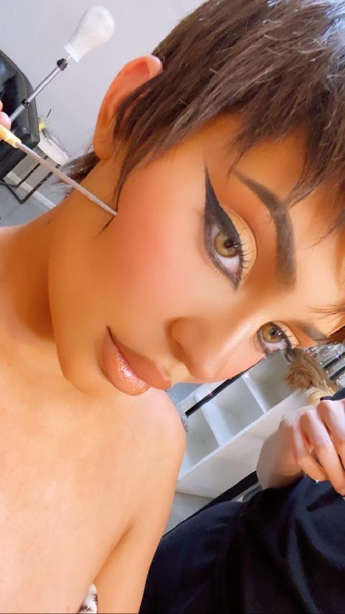 Kylie Jenner con el pelo corto guarda un gran parecido con su madre Kris Jenner