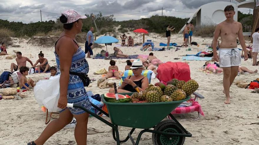 Campos, contra la venta ambulante en las playas