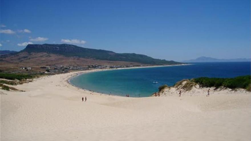 El litoral andaluz, 800 kilómetros de costa con todos los servicios