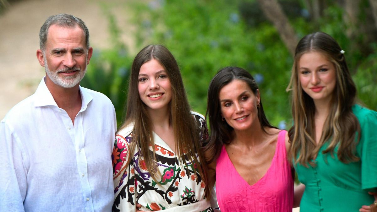 Así es la nueva vida de la reina Letizia y el rey Felipe sin sus hijas