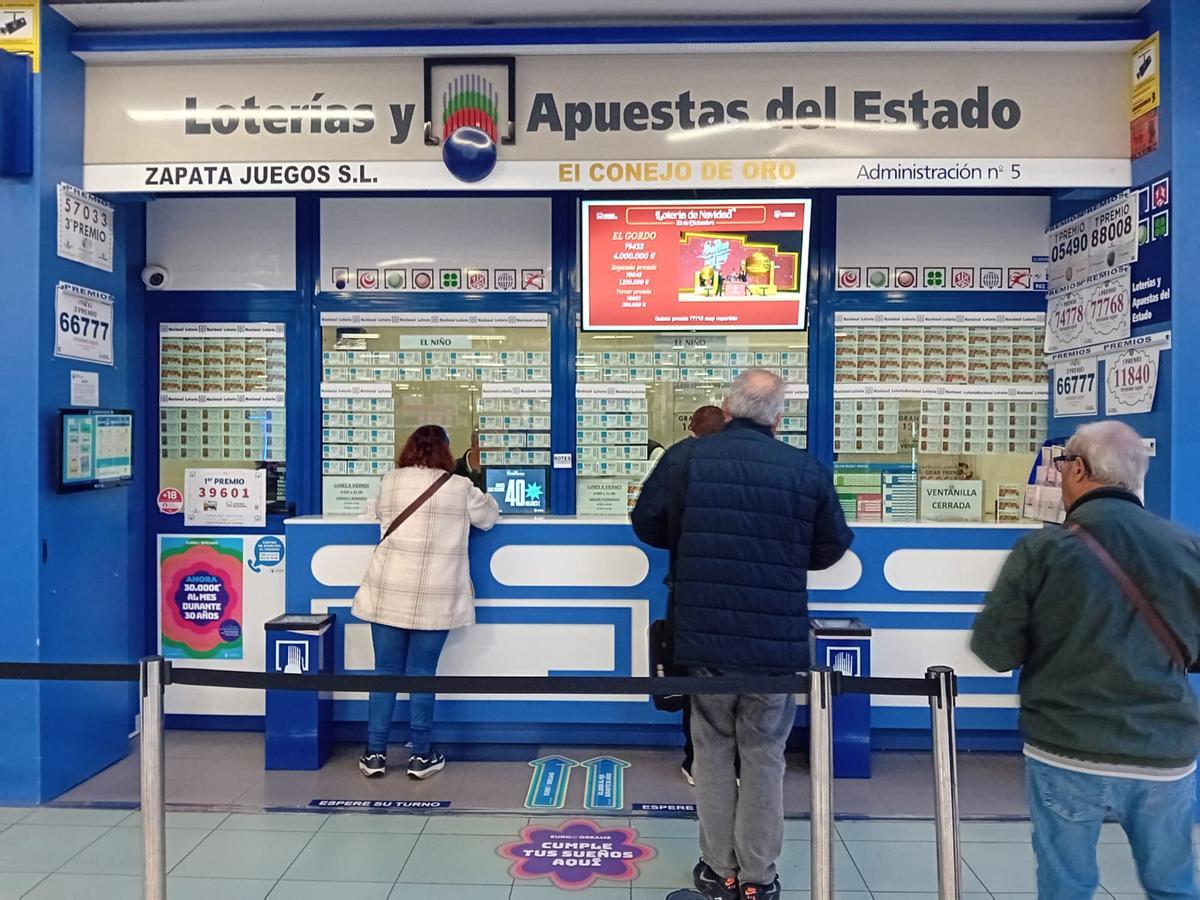 "El Conejo de Oro" de Torrevieja y su idilio con la Lotería de Navidad