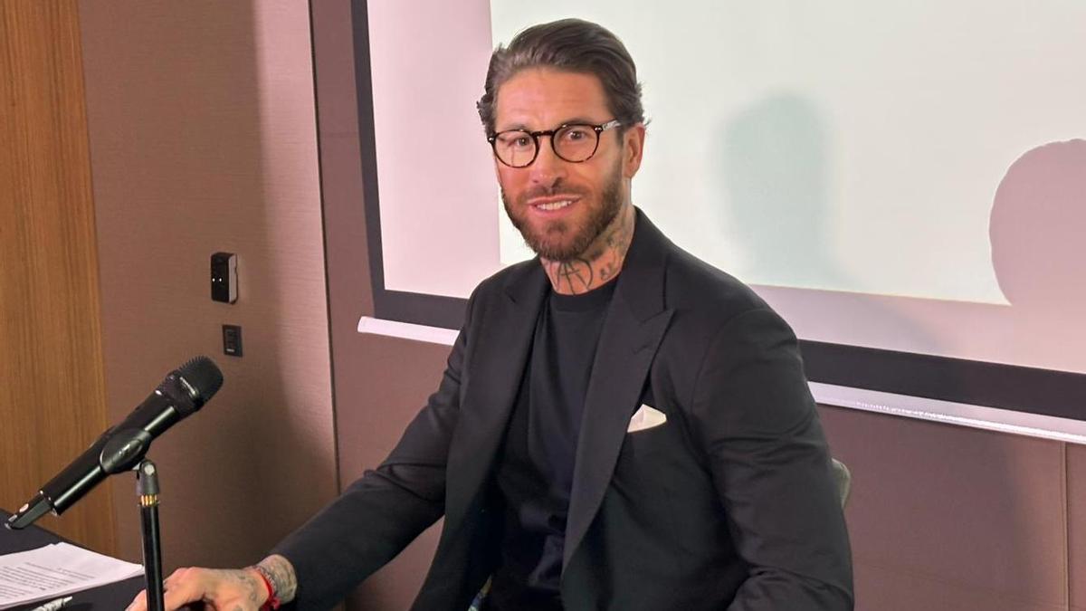 Sergio Ramos, en la rueda de prensa ofrecida para aclarar términos sobre la compra del Sevilla FC.