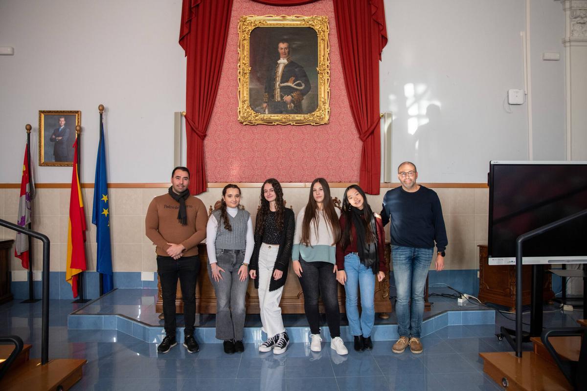 Zamora. IES Claudio Moyano, alumnas ganadoras en el concurso Ciber liga de la Guardia Civil