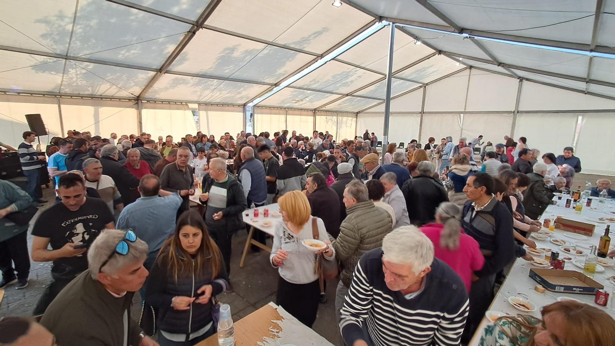 GALERÍA | Villafáfila despide las fiestas de San Isidro con un taller de papiroflexia