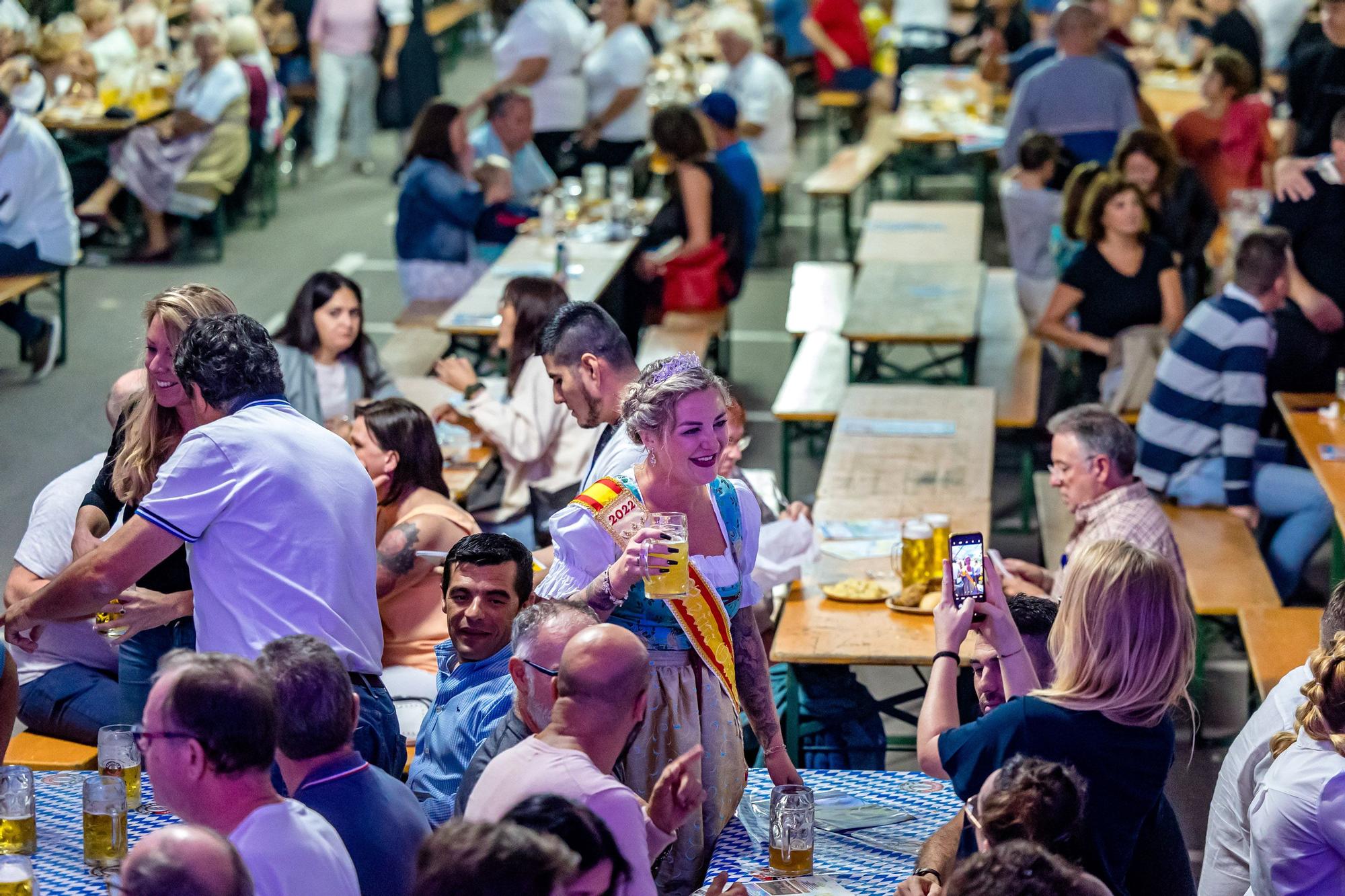 La “apertura del barril” marca el inicio de la Oktoberfest. La “Fiesta de la Cerveza” se desarrollará hasta el 16 de octubre