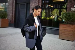El arte de combinar ropa deportiva con prendas formales (sin parecer que vas al gym)