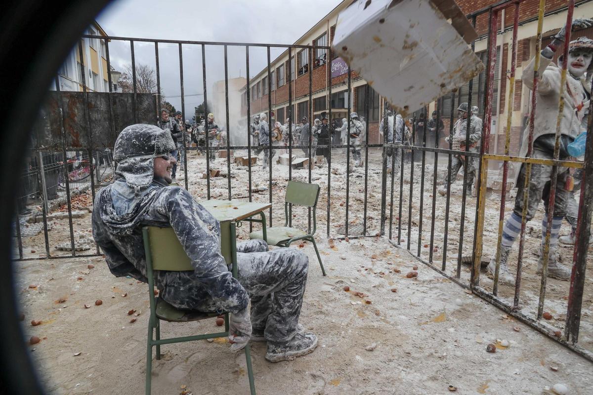 Els enfarinats toman Ibi Els enfarinats toman Ibi