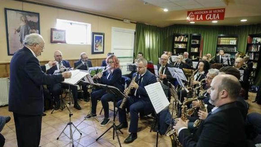 La Agrupación Musical de La Guía, en su concierto navideño.