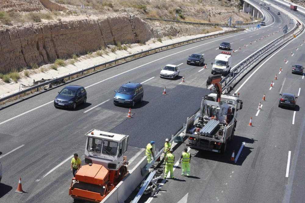 Reparan la autovía A-7 tras el aparatoso accidente