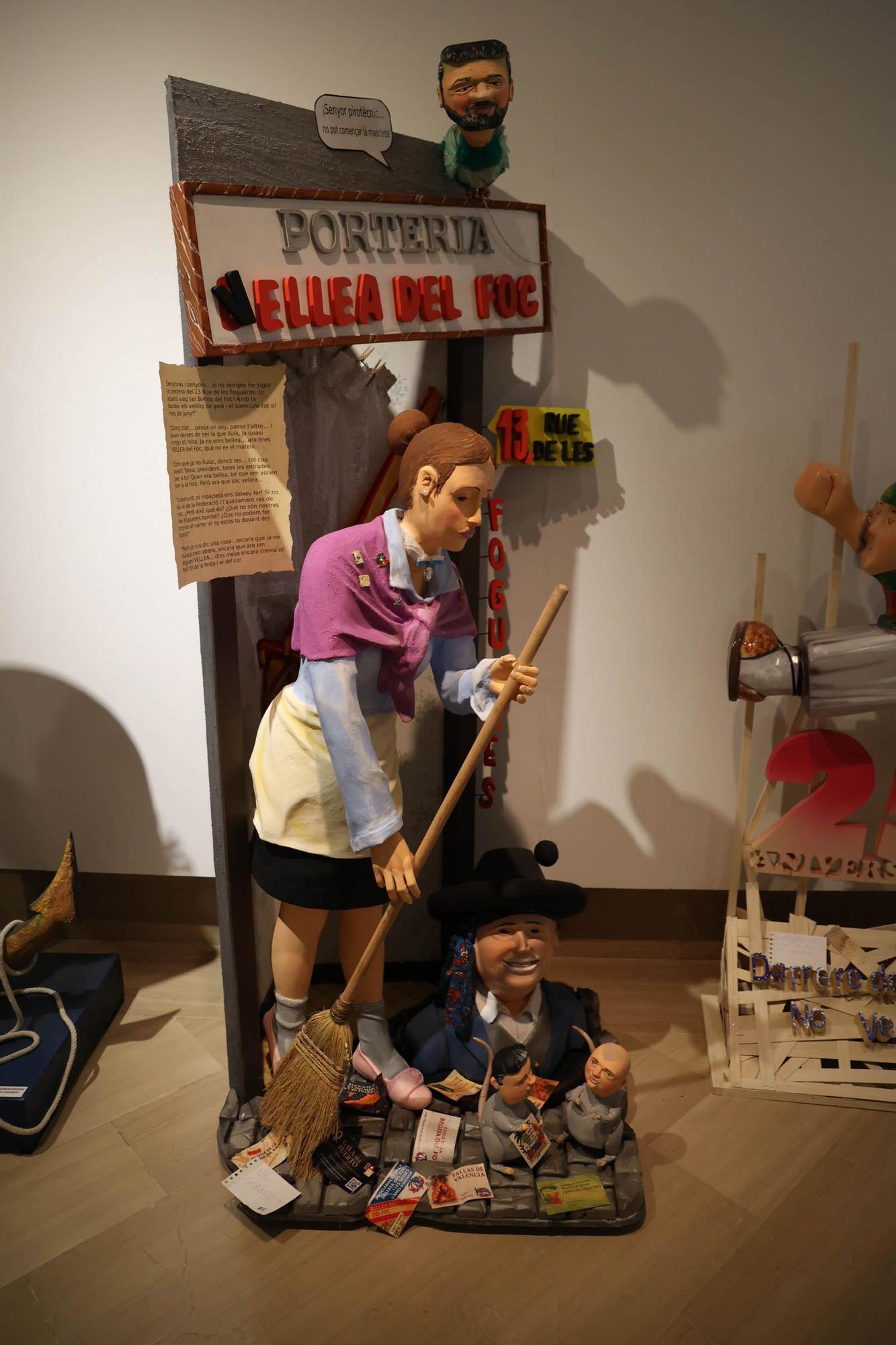 Exposición del Ninot de barracas de Hogueras de 2025