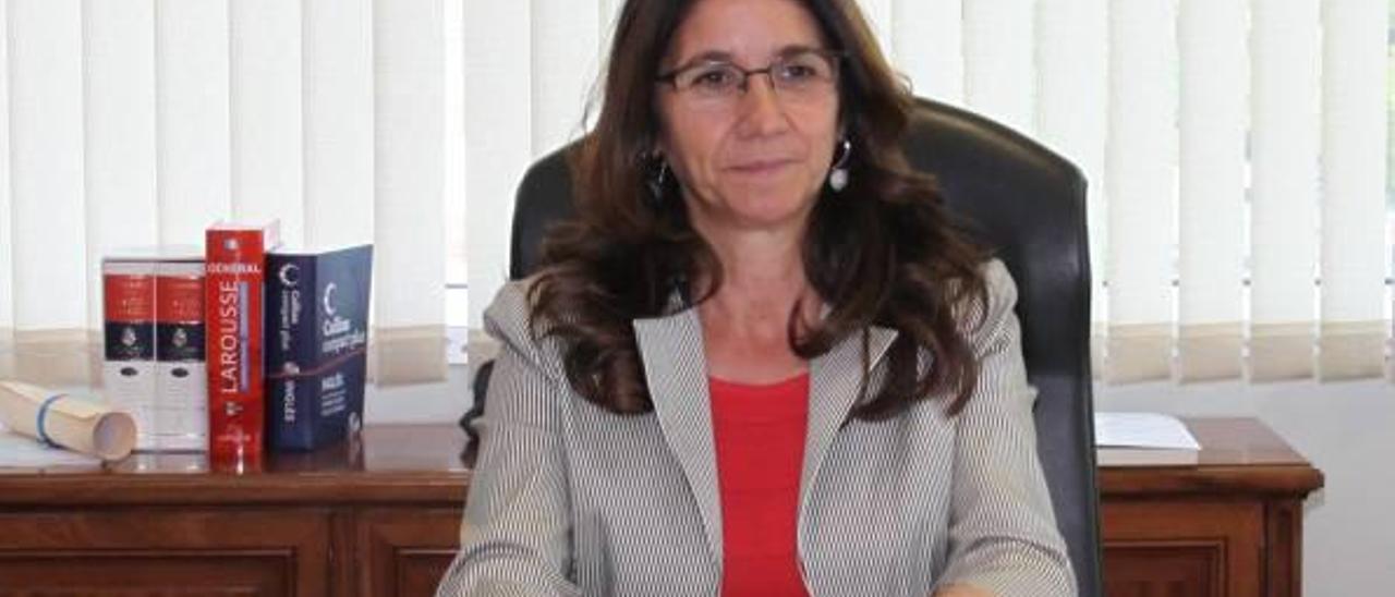 Inmaculada García, en su despacho de Loterías y Apuestas del Estado (LAE).