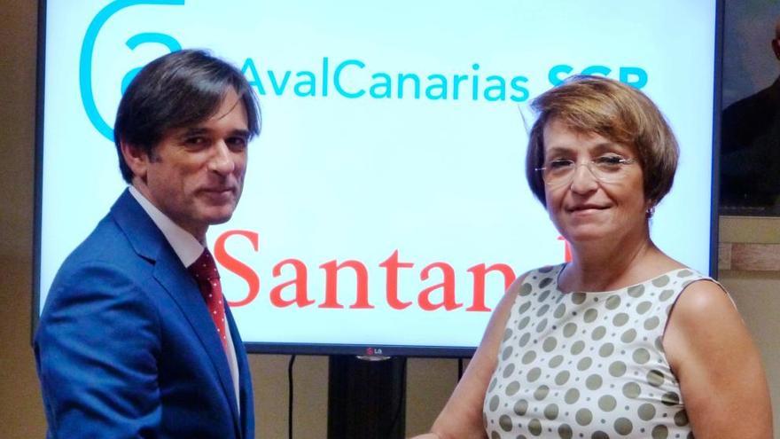 El Santander, con la nueva Sociedad de Garantía Recíproca de Canarias