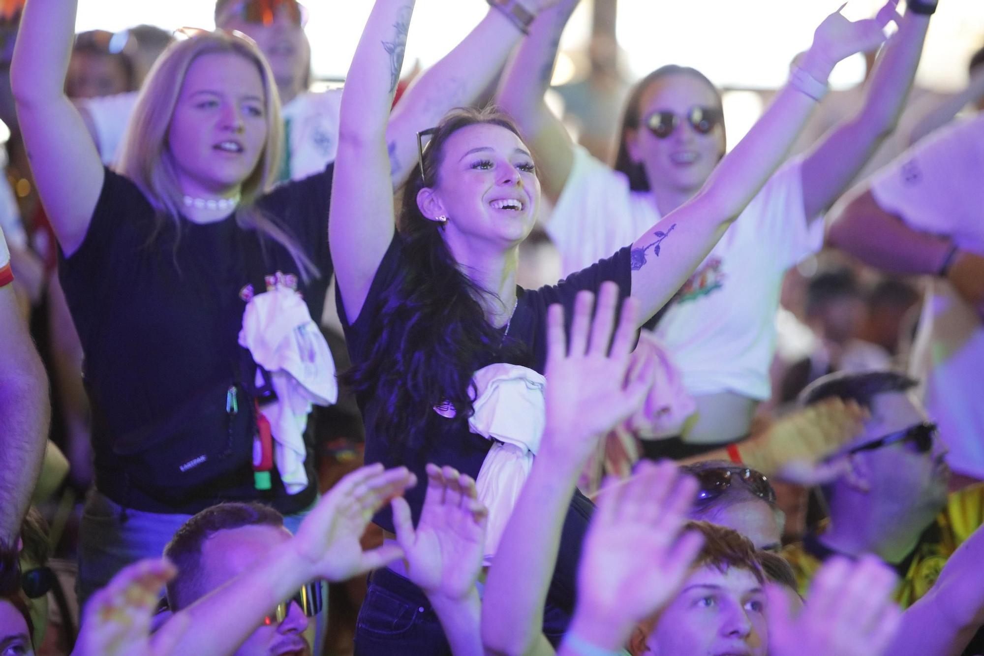 Party am Ballermann: Die besten Bilder vom Bierkönig-Opening 2024