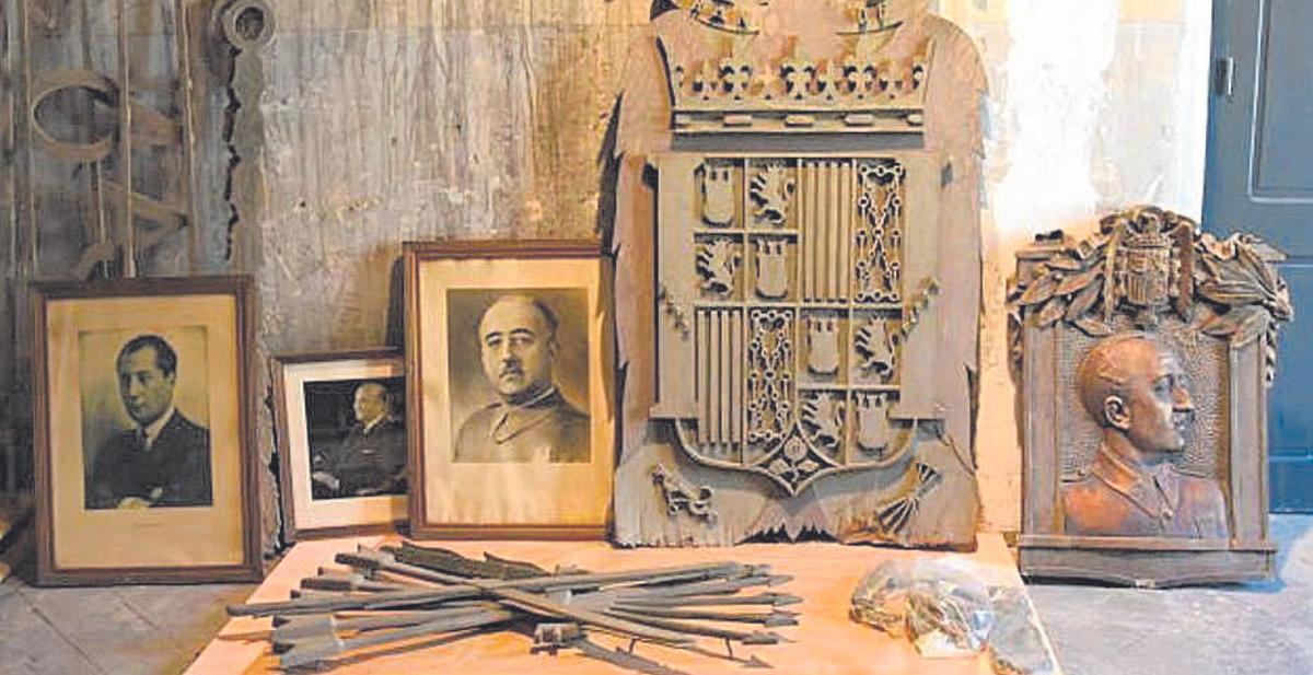 Símbols franquistes al Museu Comarcal de Manresa | ARXIU/SALVADOR REDÓ