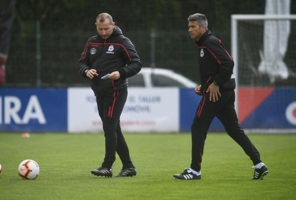 El nuevo técnico blanquiazul se pone al frente del equipo. El segundo entrenador Fabián Rivero y el preparador físico Moisés del Hoyo se unen junto a Martí al cuerpo técnico del primer equipo.