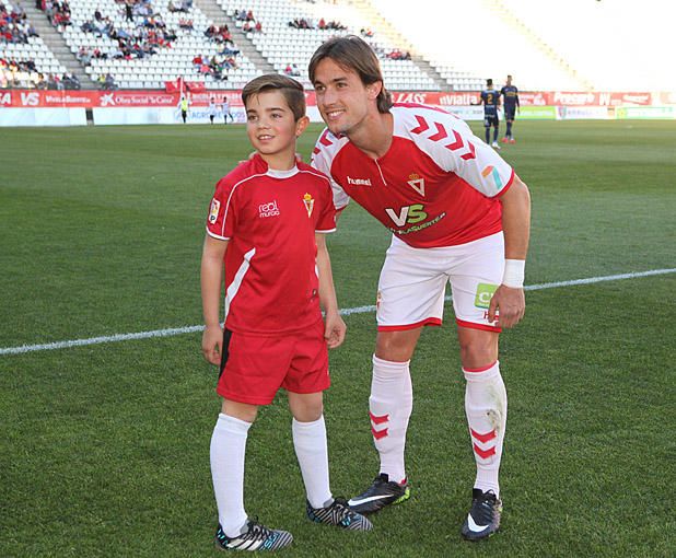 El Real Murcia cae ante el UCAM Murcia en casa