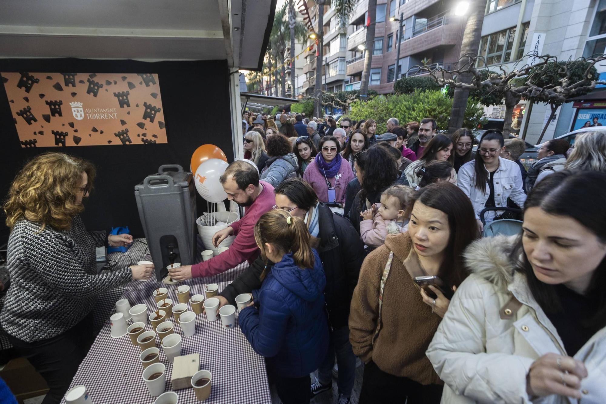 La Feria del Chocolate de Torrent atrae a cientos de amantes del dulce