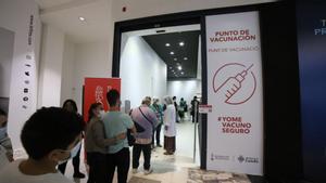 La dreta s’esborra de la comissió de vacunes del Congrés