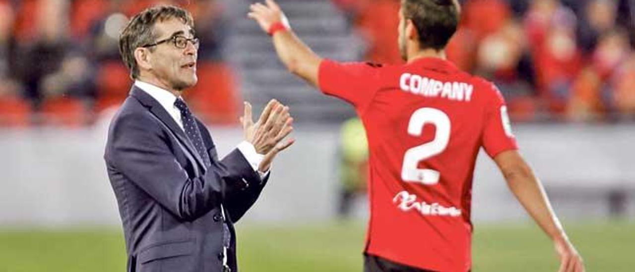 Fernando Vázquez, durante el partido contra el Alcorcón.