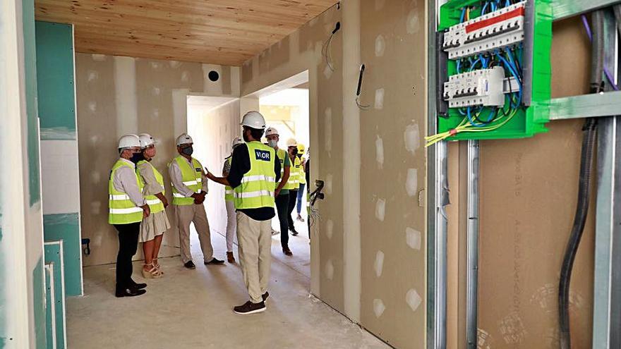 Visita institucional de ayer a las obras de construcción. | CAIB