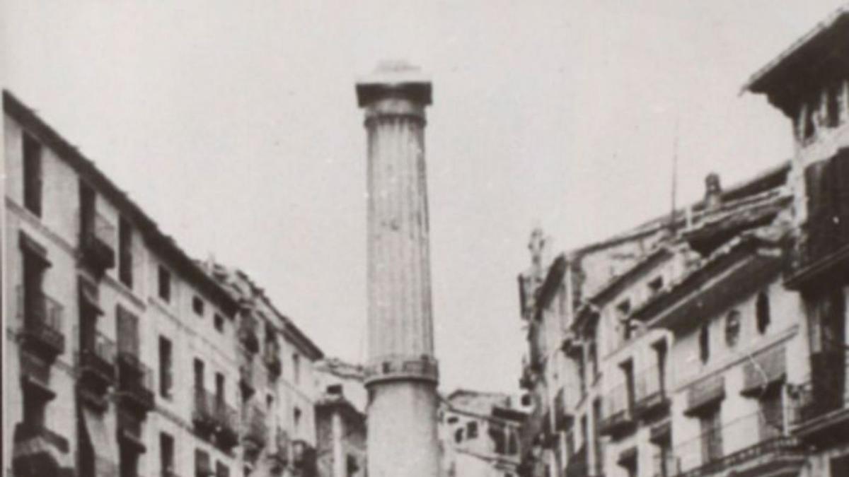 El desastre del monumento del Torico de Teruel  
