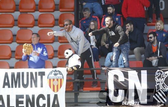 El Valencia CF entrena ante su afición