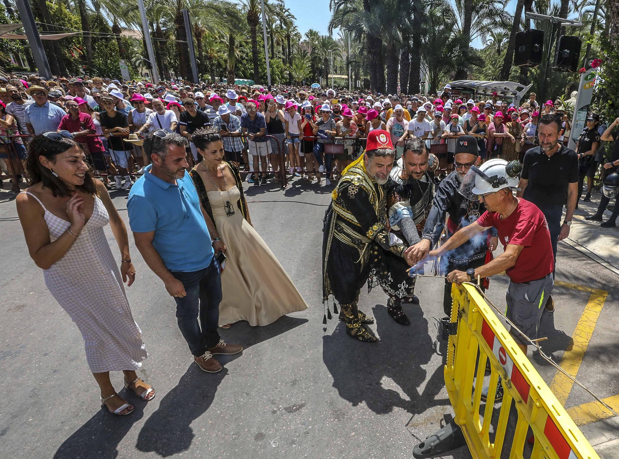 Atronadora mascleta que entra por los pelos a concurso.