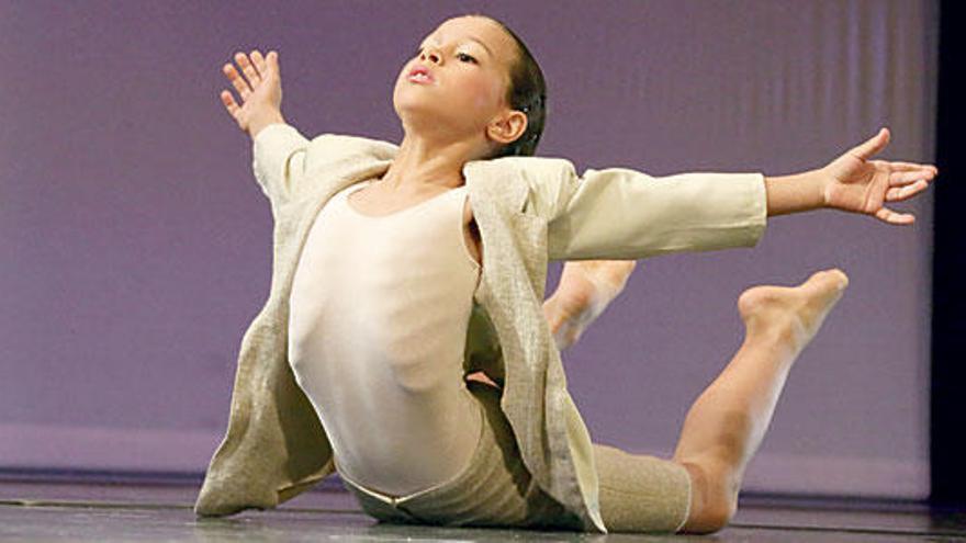 Martina Miró se alza con la medalla de oro en el certamen Dance World Cup