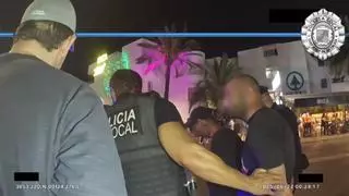 La geolocalización de unos auriculares permite la detención de tres presuntos ladrones en Sant Josep