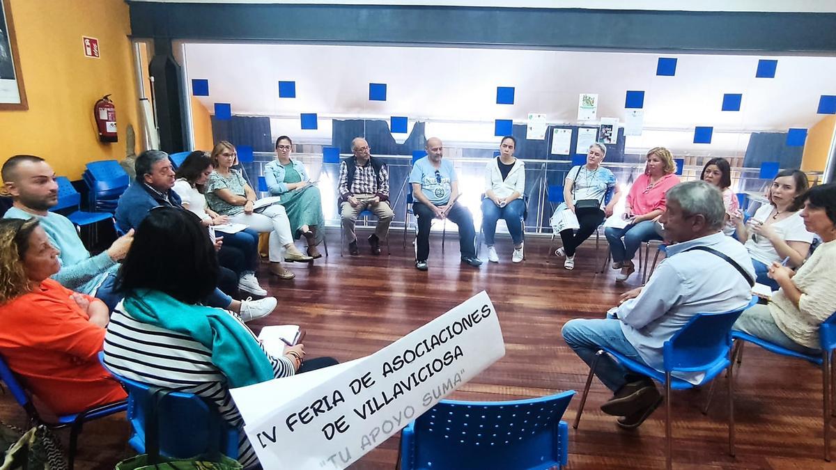 La reunión de la Mesa Intersectorial de Salud para preparar la feria.