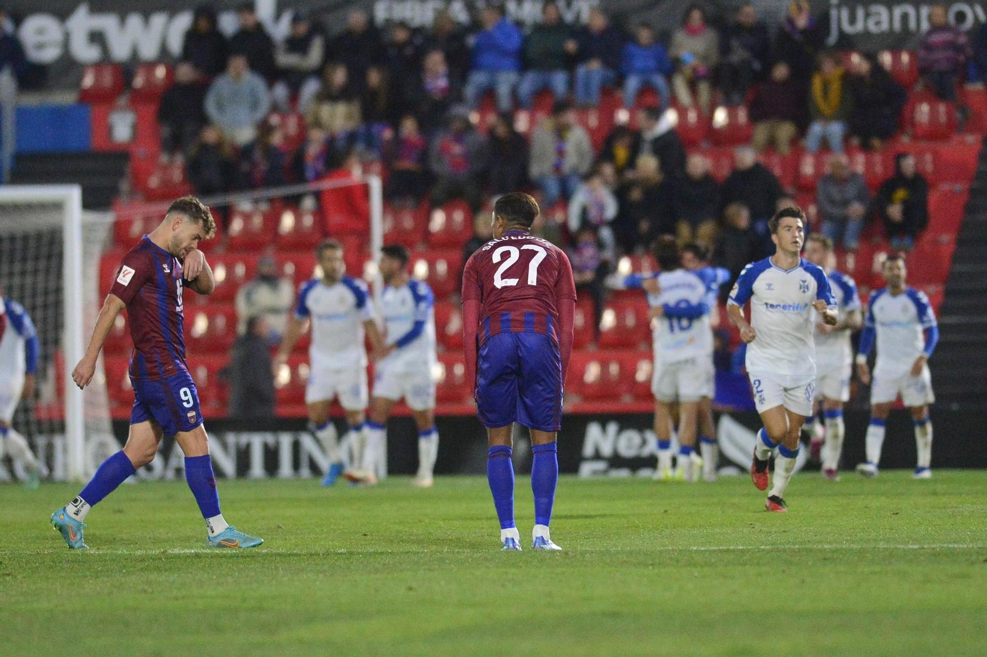 Descalabro en Elda frente al Tenerife (0-3)