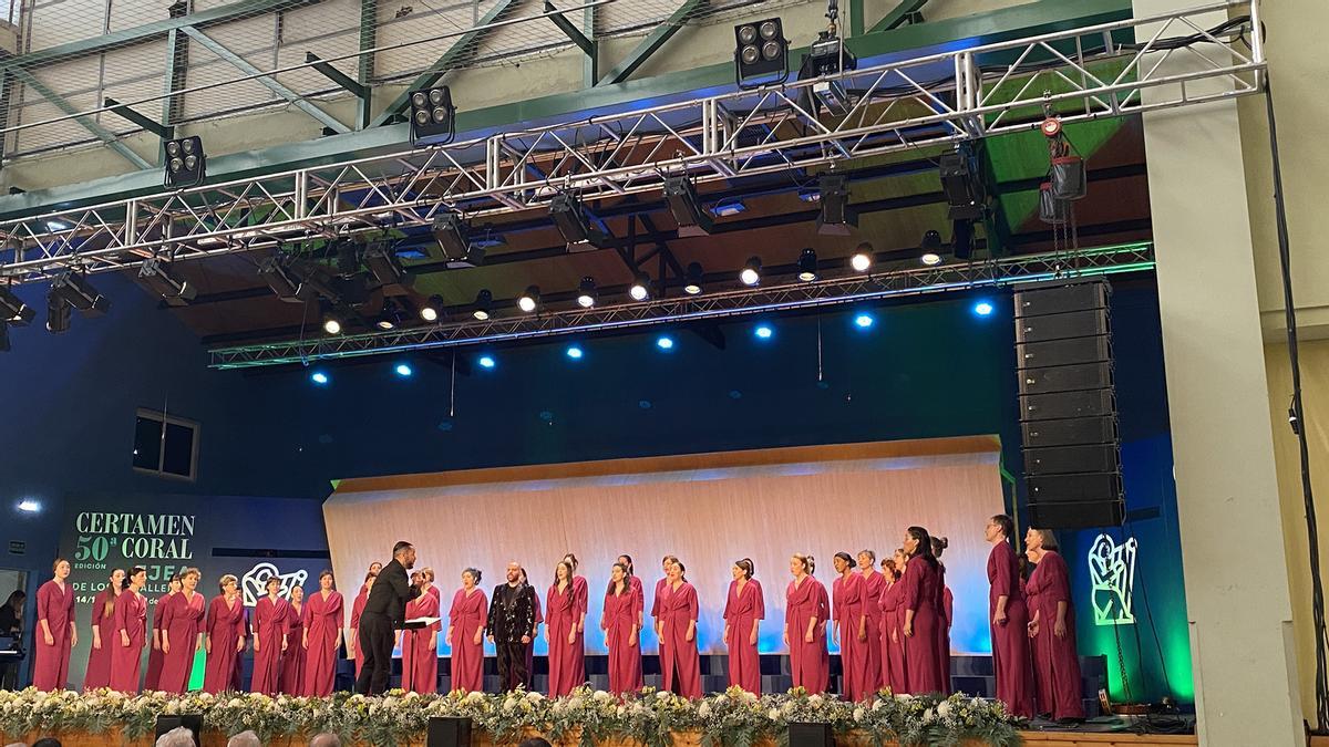 Vocalia Taldea, en su actuación en el Certamen Coral de Ejea.