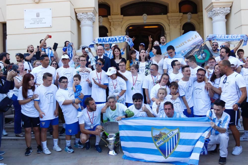 Recibimiento al Málaga CF en el Ayuntamiento de Málaga.