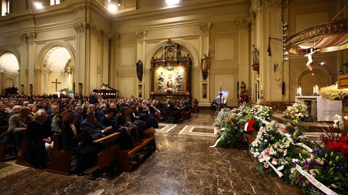 Funeral por la muerte de Jorge García-Dihinx y Natalia Román en el alud de Panticosa