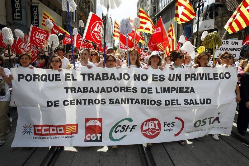 Fotogalería:  Manifestación en favor de los trabajadores de limpieza