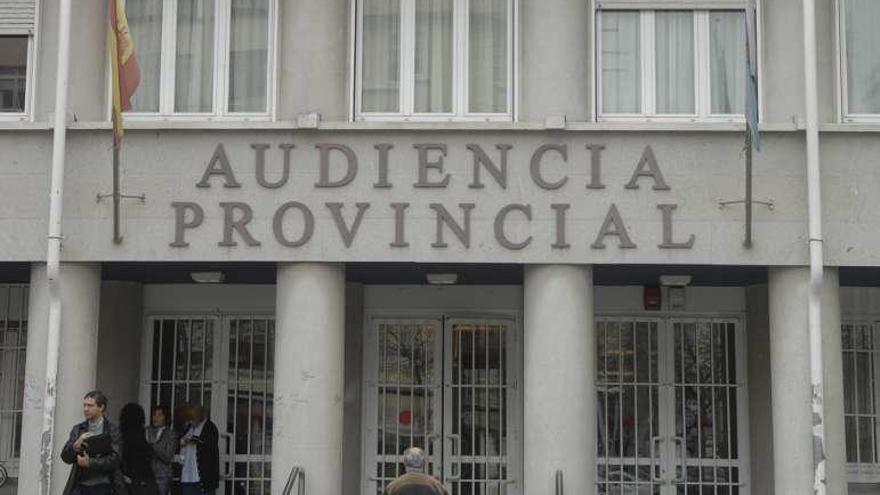 Sede del juzgado de cláusulas suelo, en la antigua Audiencia.