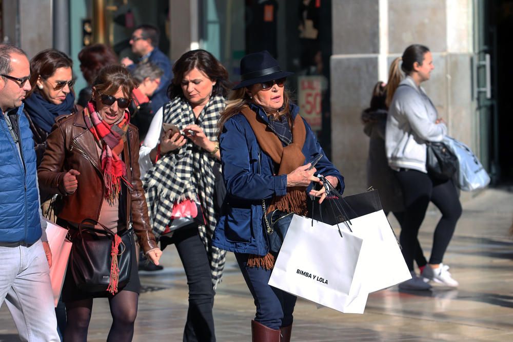 Primer día de las rebajas de enero en Málaga