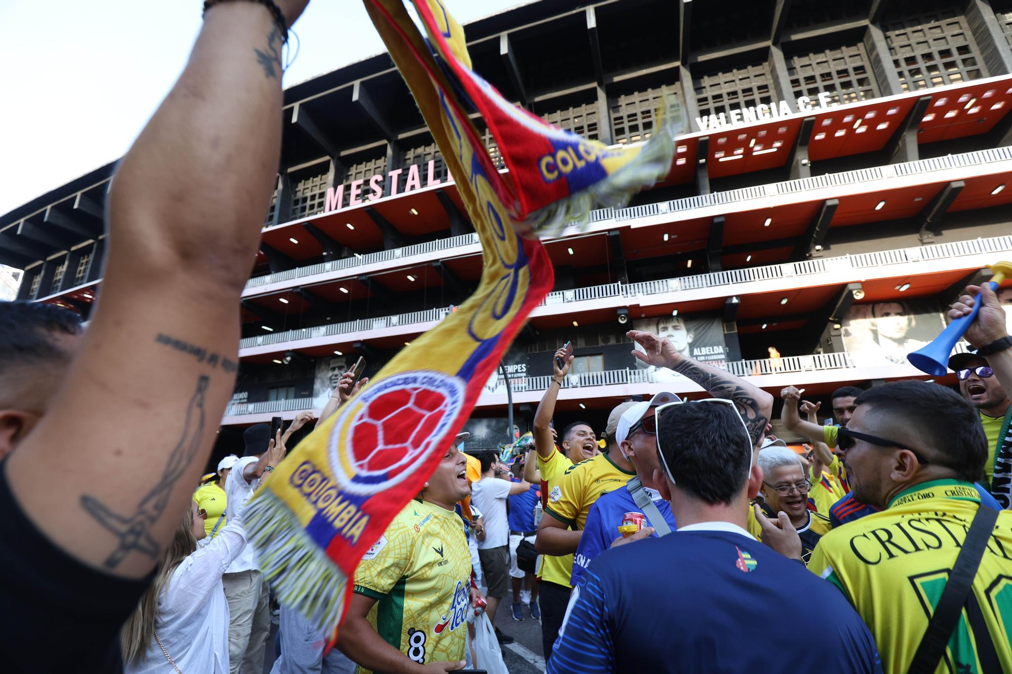 Colombia tiñó de amarillo las gradas de Mestalla